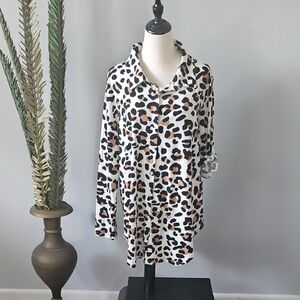 LuLaRoe Valentina Leopard Print Button Down Blouse